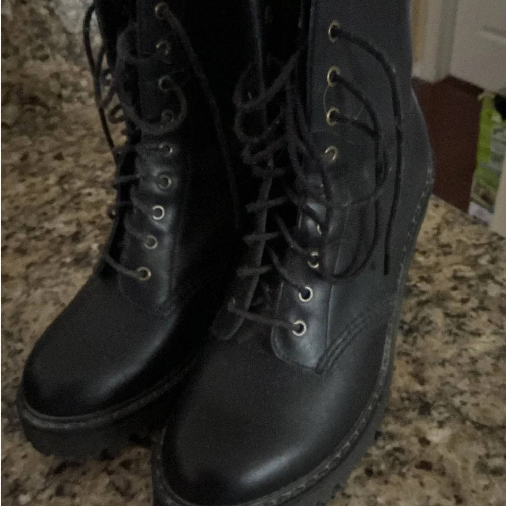 Dr. Martens Women's Black with Burgundy Toe Lace-Up Chunky Heel Boots - Picture 2 of 7